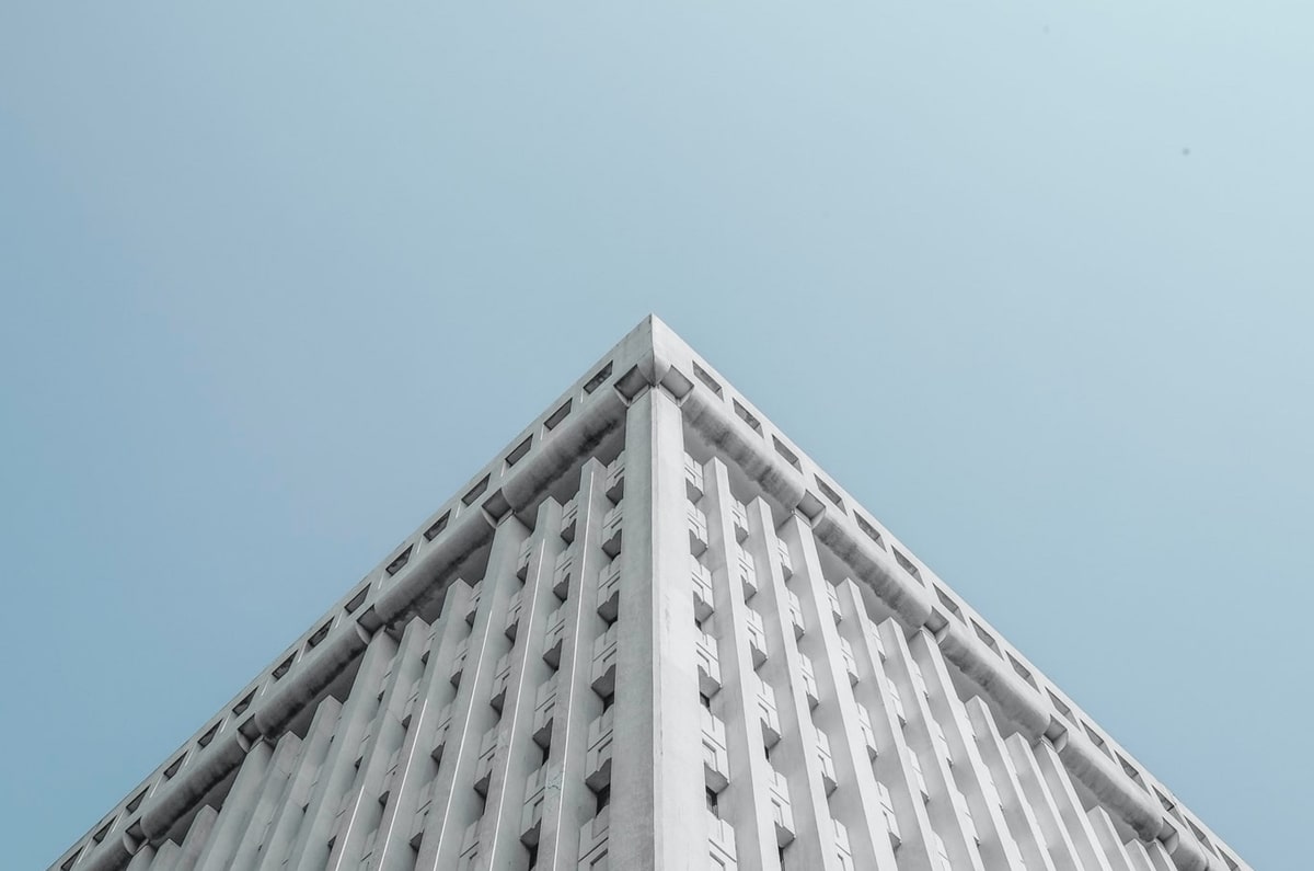 WBG拿下小龙反超经济，Xiaohu击杀Wei顺势拿下超神