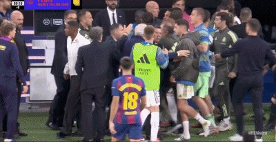 1761523396717017031.gif lengzhishi.gif